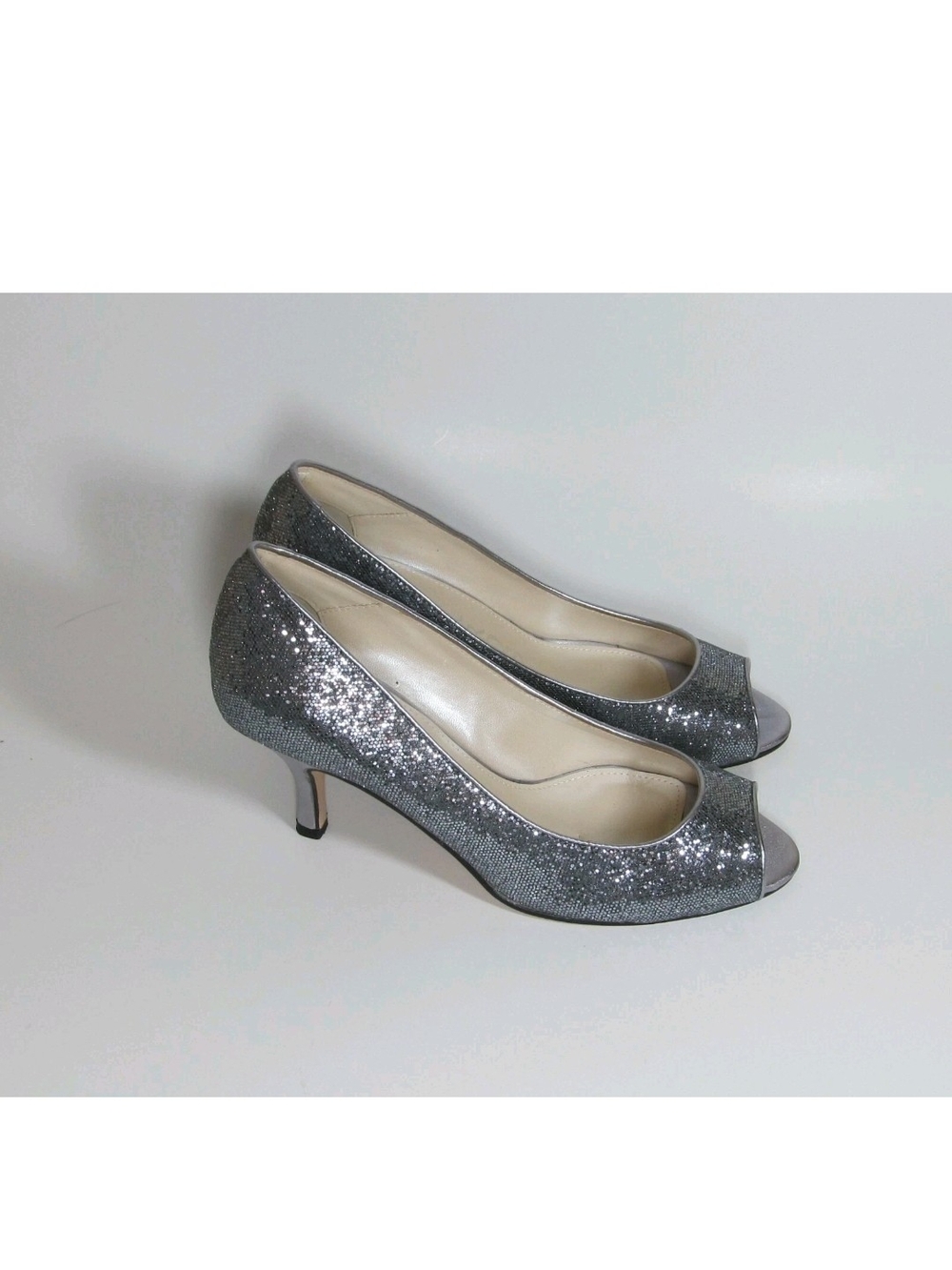 Women's ''Caparros" Charcoal Lustre Heel- NEW with Box!!! Size: 10